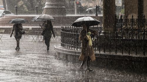 Heavy rain, wet weather. Queens Square. Sydney. 12th May 2022 Photo Louise Kennerley