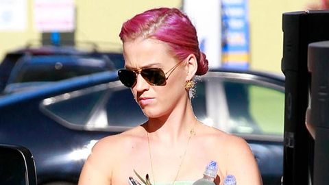 Katy Perry pink hair