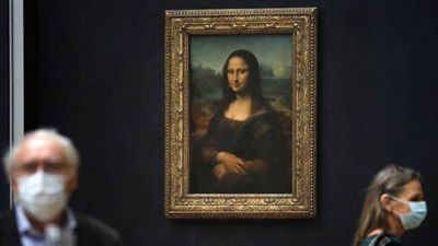 9 Details We Never Noticed in Famous Paintings  Popular paintings, Most  famous paintings, Painting