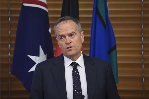 Opposition Leader Bill Shorten has slammed the Turnbull Government's National Energy Guarantee on the day it was trying to pass it through the Coalition party room. 