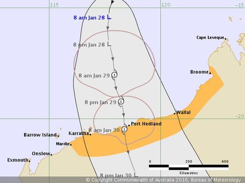 Cyclone alert issued for Pilbara and Kimberley communities as tropical low intensifies off coast