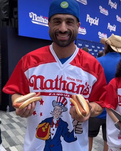 TikTok video: Royals fan eats 18 hot dogs on Dollar Night