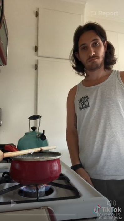 Man's simple hack to stop water from boiling over on the stove goes viral