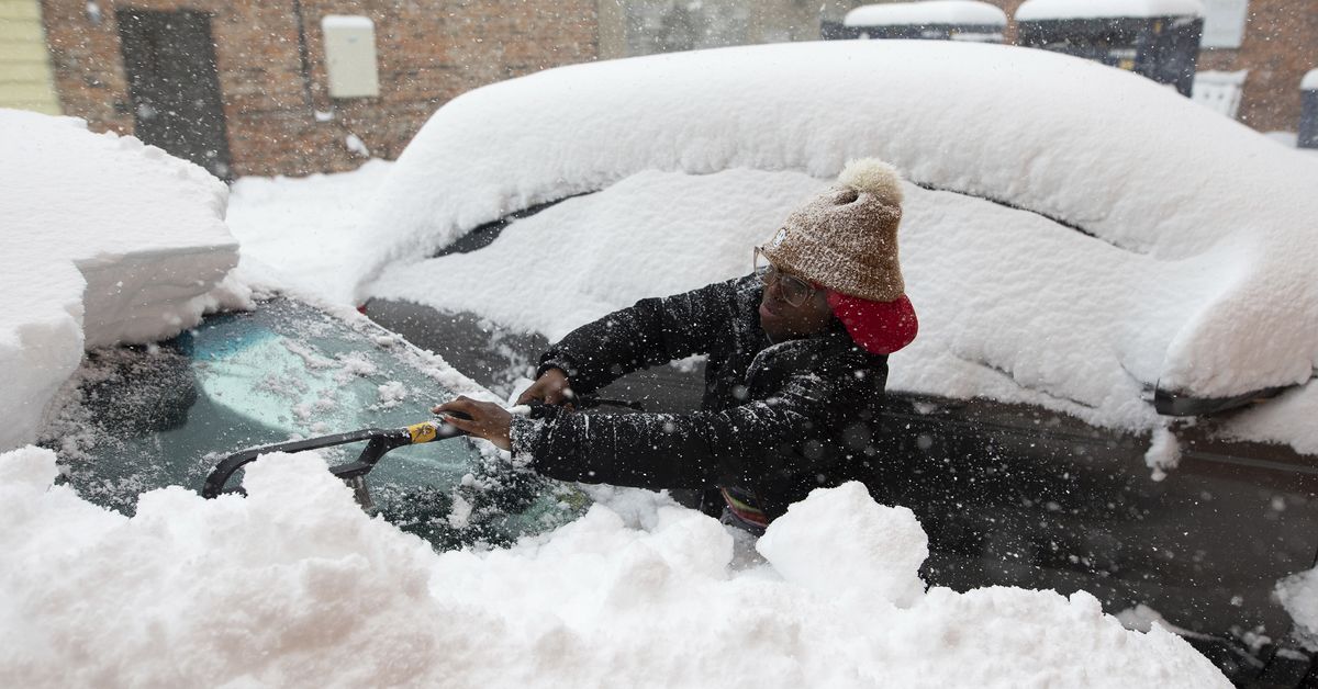 IN PICTURES: Lake-effect snow blankets parts of New York – 9News