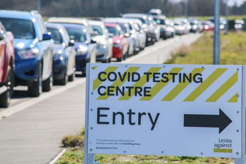 CHRISTCHURCH, CANTERBURY, NEW ZEALAND - 2021/08/21: Vehicles seen in a queue at an Orchard Rd testing station in Christchurch. As of today, there are 21 new cases of COVID-19 bringing the total to 51 Covid-19 cases in Auckland. Prime Minister Jacinda Ardern yesterday placed areas outside Auckland and Coromandel into a further lockdown until 11.59 pm on Tuesday. (Photo by Adam Bradley/SOPA Images/LightRocket via Getty Images)