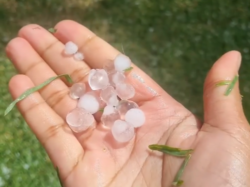 Thunderstorms broke out on Monday afternoon in Sydney, with lightning strikes massive hail storms falling on houses in the city's west.