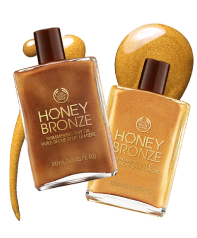 <a href="http://www.thebodyshop.com.au/bath-and-body/beautifying-oil/honey-bronze-shimmering-dry-oil#.WNM0Sc996Uk" target="_blank">The Body Shop Honey Bronze Shimmering Dry Oil, $32.95</a>