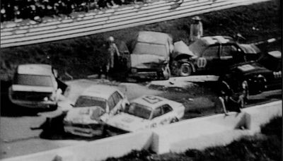 Huge pileup stops 1981 race