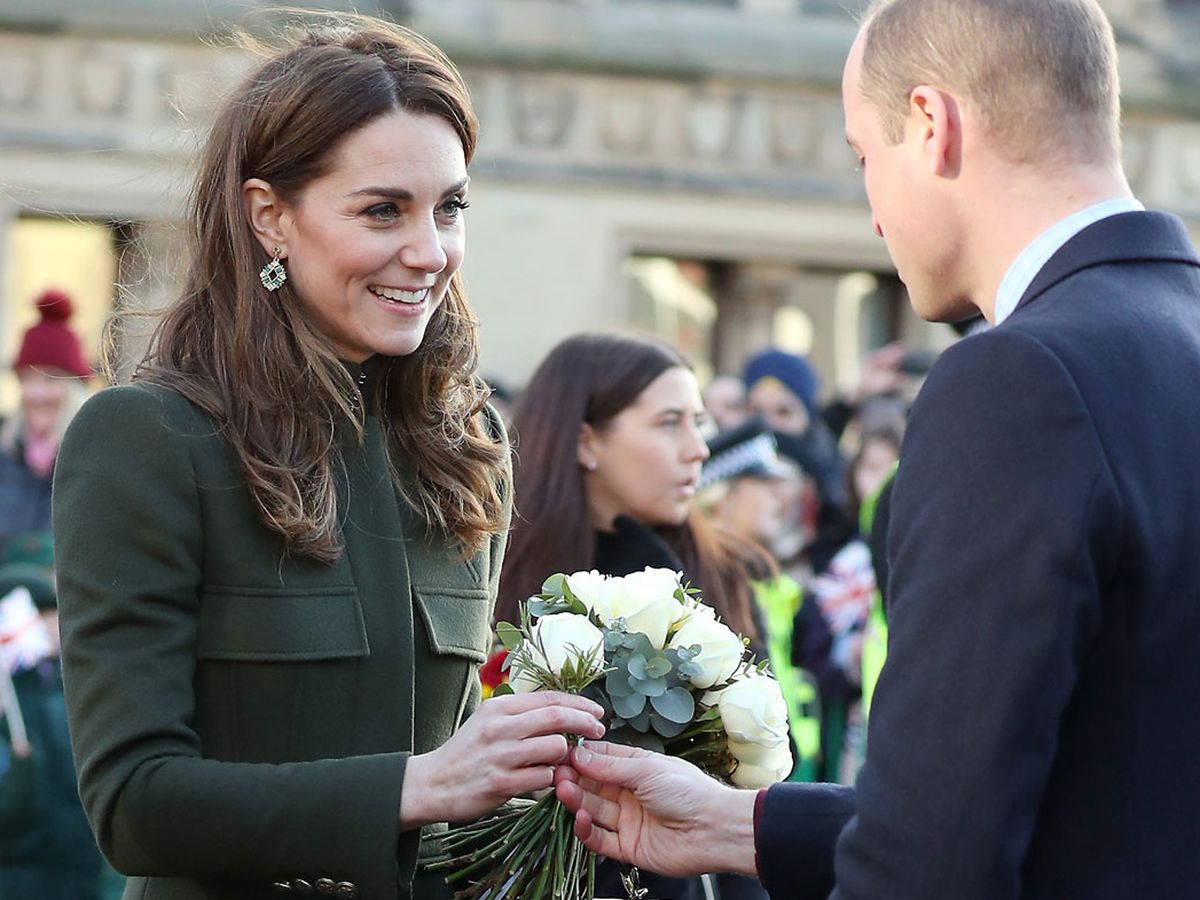 William and Kate take the cake: See the sweet tribute to the Cambridges in  Bradford – Royal Central