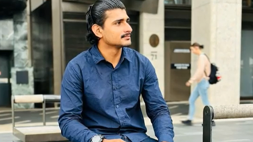 Shoaib Hussain, um estudante internacional de 22 anos do Paquistão que trabalhava como motorista de transporte compartilhado, foi morto.