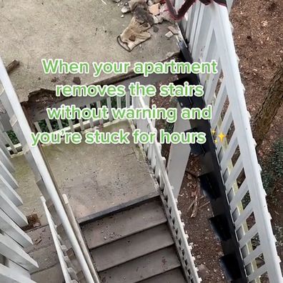 Una donna è rimasta intrappolata in un appartamento dopo aver perso le scale