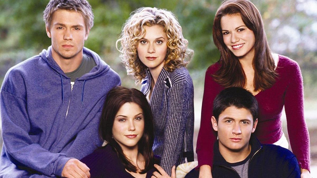 One Tree Hill - Full Cast & Crew - TV Guide