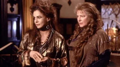 Dianne West and Stockard Channing in Practical Magic