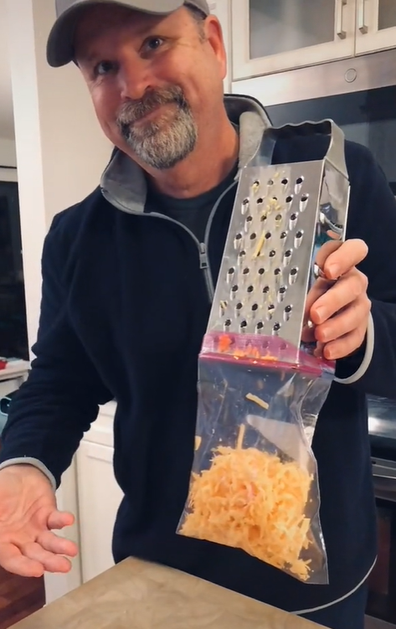 cuisinart cheese grater how to attach｜TikTok Search