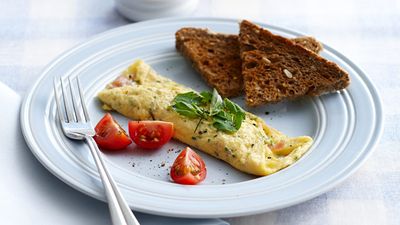 Recipe: <a href="http://kitchen.nine.com.au/2016/05/16/13/32/egg-white-omelette" target="_top">Egg white omelette</a>