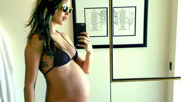 Bring on the baby belly - but not the comments please. Image: Instagram/@nehatiprinsloo