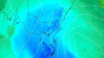 All forecasts ﻿point to the cold weather sticking around for the entire weekend, with How telling residents to &quot;rug up.&quot; 