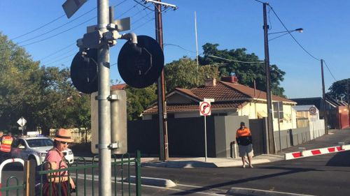 Level crossings have been closed south of the crash. (Twitter @alicemonfries)