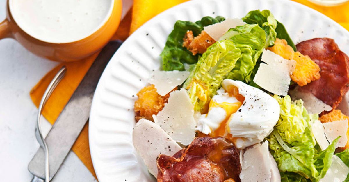 Smoked chicken Caesar salad with polenta croutons - 9Kitchen