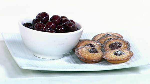 Spiced cherry Christmas cakes