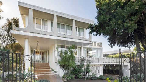 Domain property Beach Road mid-century auction house design modernist 