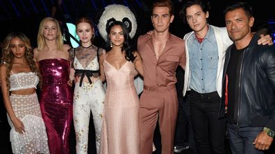 Riverdale co-stars, Vanessa Morgan, Lili Reinhart, Madelaine Petsch, Camila Mendes, KJ Apa, Cole Sprouse and Mark Consuelos, Teen Choice Awards 2018