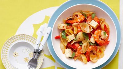 Recipe:&nbsp;<a href="http://kitchen.nine.com.au/2016/05/16/18/07/prawn-and-pasta-salad" target="_top">Prawn and pasta salad</a>