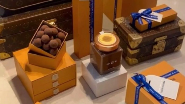 Louis Vuitton&#x27;s chocolate store in Singapore