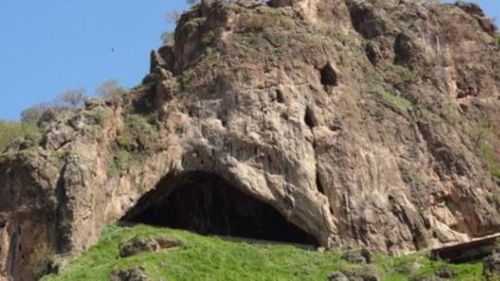 Shanidar cave.