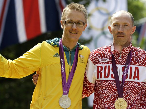 London 50km walk silver medallist Jared Tallent with Russian gold Sergey Kirdyapkin. (AAP)