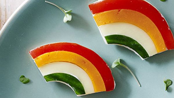 Red capsicum rainbow sandwich