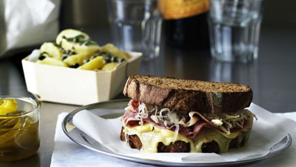 New York deli Reuben