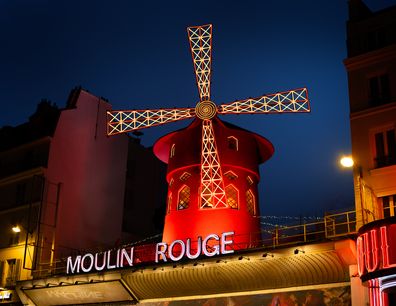 Moulin rouge airbnb paris