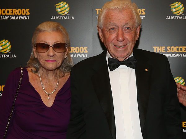 Outgoing FFA chairman Frank Lowy, with his wife Shirley. (Getty)