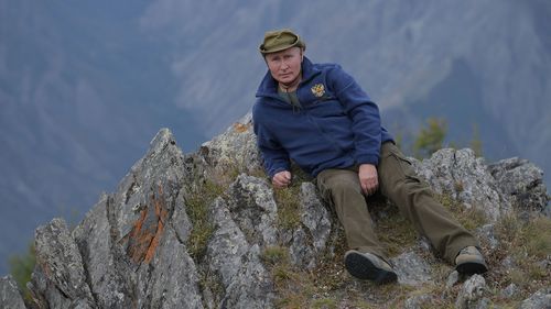 Vladimir Putin strikes birthday pose in Siberia