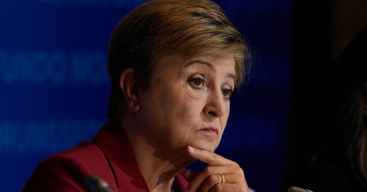 H﻿ere's what the war is doing to the global economy