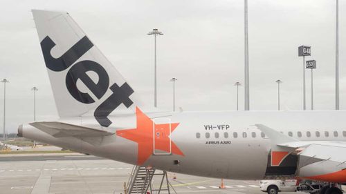 Locally there are no rules around what compensation airlines have to offer but in New Zealand consumers are entitled to claim compensation if the delay is the airline’s fault.