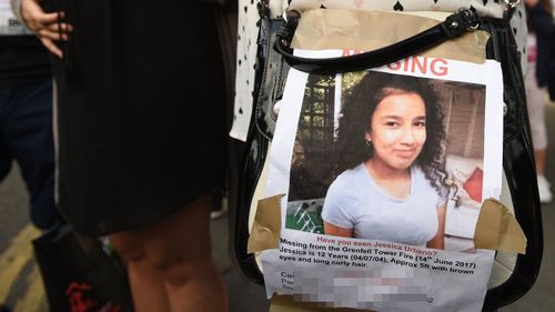 Friends of then missing Jessica Urbano, 12, wearing photographs of Jessica pinned to their t-shirts. (AAP)