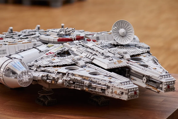 9PR: Hundreds slashed on Iconic Lego Star Wars building sets