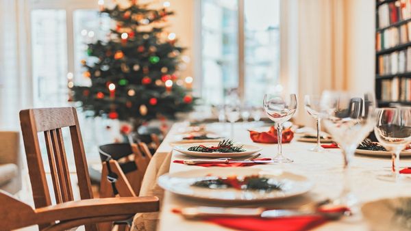 Festive decorated Christmas dining table.