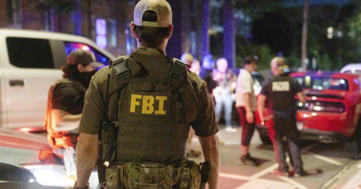 US National Guard troops deploy on Washington streets