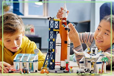 9PR: Lego City Rocket Launch Center Kids Building Set