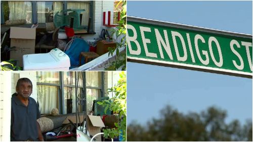 Three people have been arrested during the eviction of squatters from Bendigo Street, Collingwood. (9NEWS)