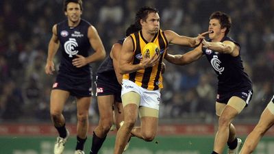 2001 - Luke Hodge