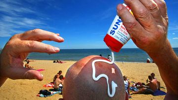 Scientists are calling for an end to human testing for sunscreen.