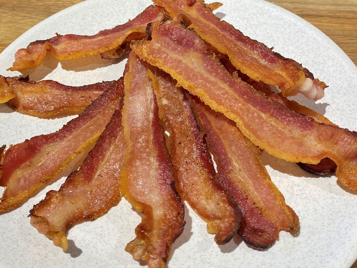 Someone's invented a toaster just for bacon, and we're very okay with that  - 9Kitchen