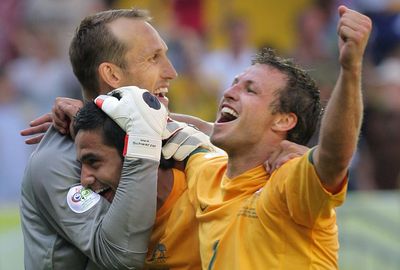 <b>Socceroos goalkeeper Mark Schwarzer has called time on his international career.</b><br/><br/>The shock move, which came just hours before the naming of Ange Postecoglou's first Socceroos squad, brings an end to a decorated international career which saw the shot-stopper earn a record 109 caps.<br/><br/>The 41-year-old will now miss the chance to represent Australia in a third-straight World Cup next year in Brazil despite continuing to play in England with Chelsea.<br/>