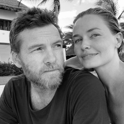 Lara Bingle, model, what happened, what is she doing now, Sam Worthington, selfie