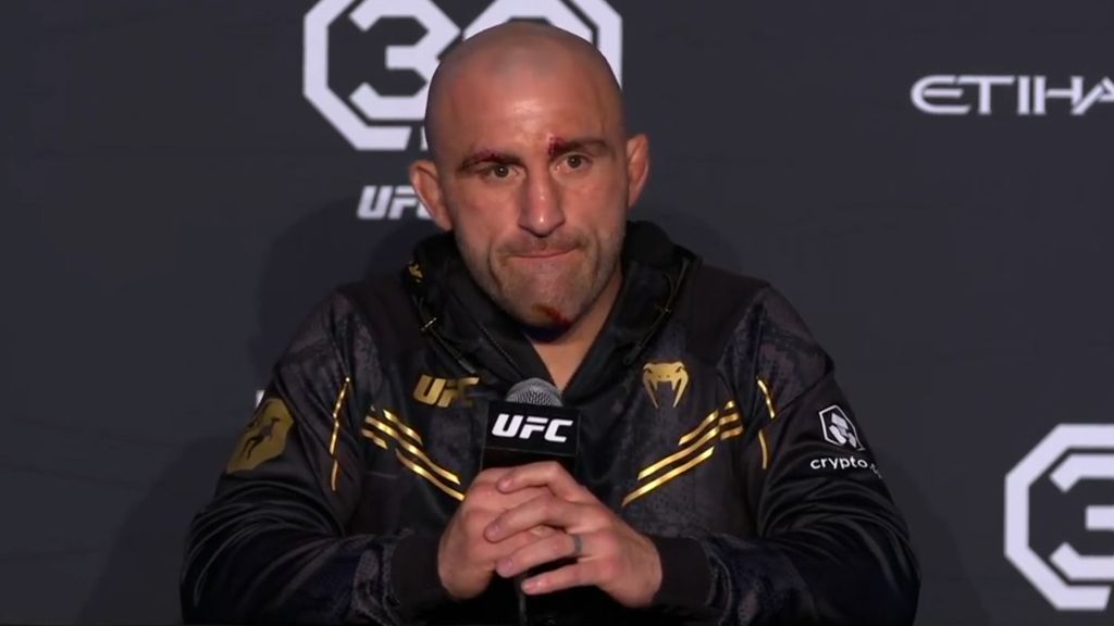 'Days are numbered': Alex Volkanovski reveals trigger behind emotional UFC 294 press conference