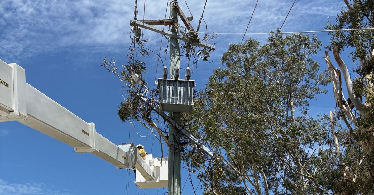 Thousands to swelter without power as mercury soars again across south-east Queensland